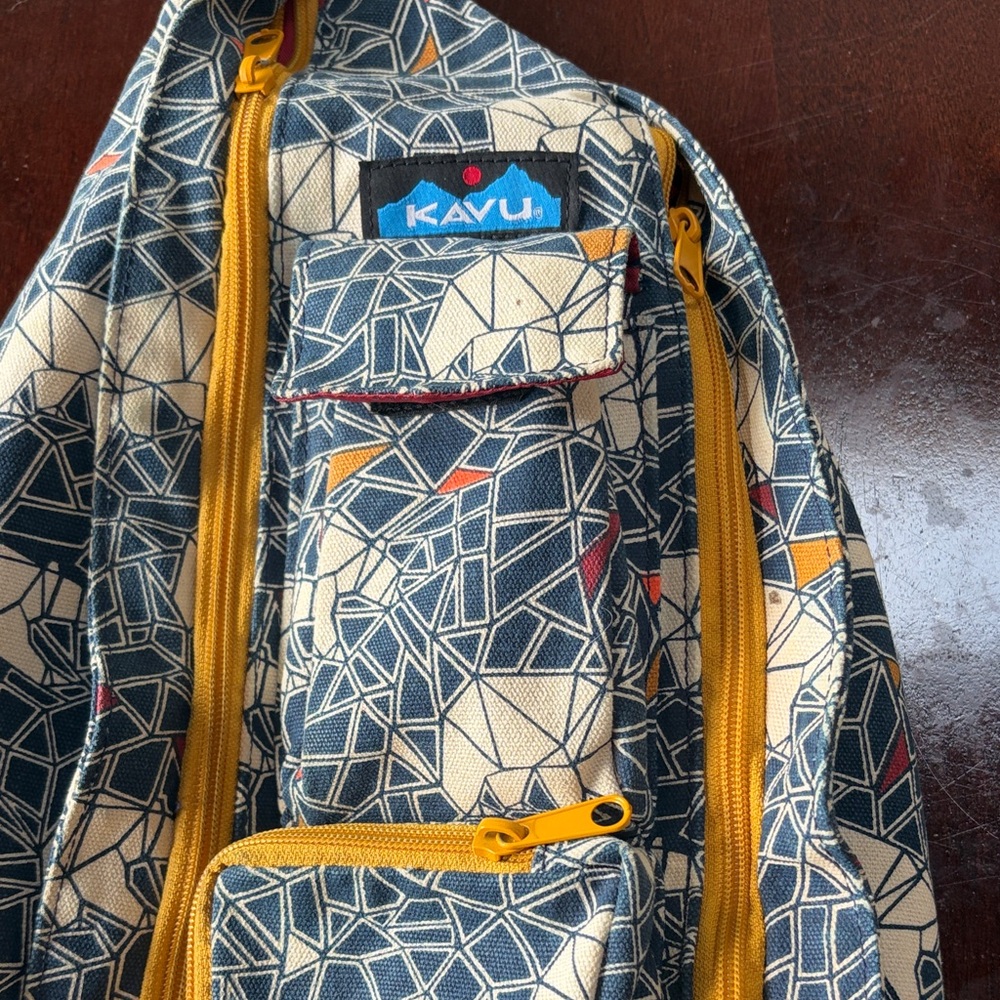 Kavu Geometric Sling Bag in Blue and Orange - Picture 3 of 4